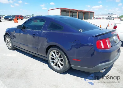 2011 Ford Mustang V6 Premium z USA, uszkodzony, nr VIN 1ZVBP8AM5B5103356